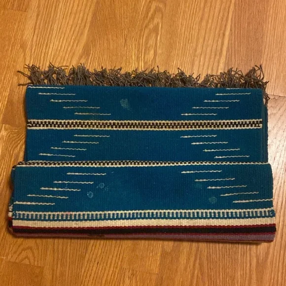 Otegas weaving shop runner Vintage blue purple orange red green white black (1)